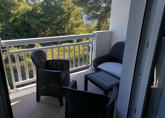 Libertas - With Balcony And Sea View - 3 *